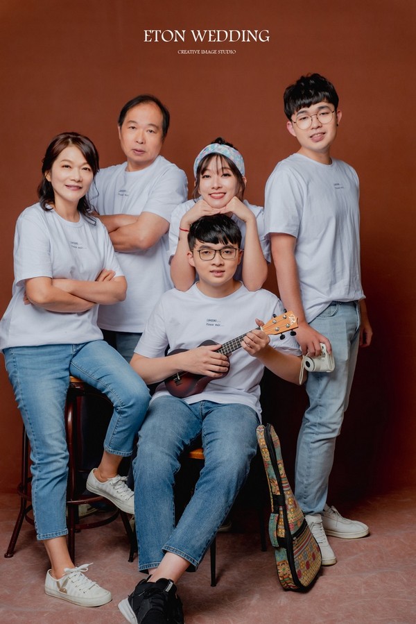 全家福,全家福照,拍全家福,三寶家庭,生日寫真,生日寫真dcard,生日寫真推薦,生日照,生日寫真價錢
